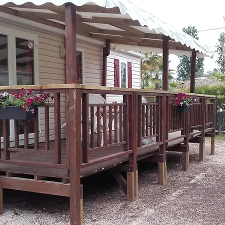 Spacieux Mobil-home Kemping