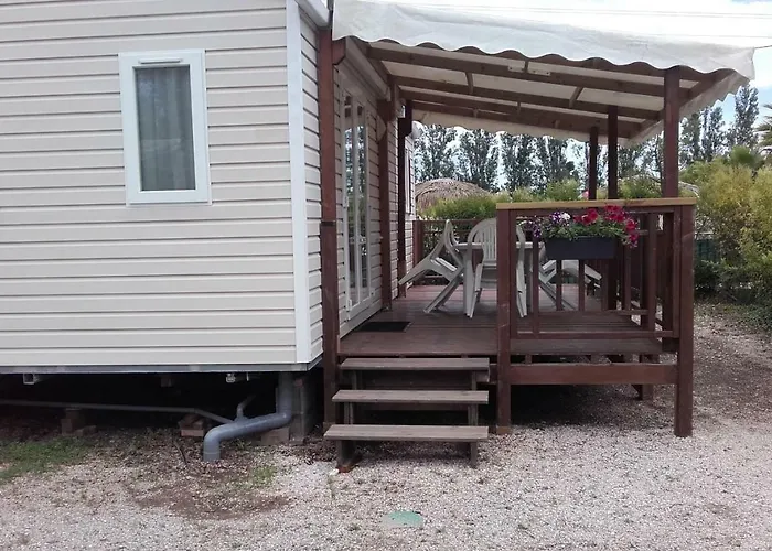 مكان تخييم Spacieux Mobil-home